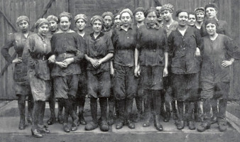 Frauen im 1. Weltkrieg Frauen im 1. Weltkrieg